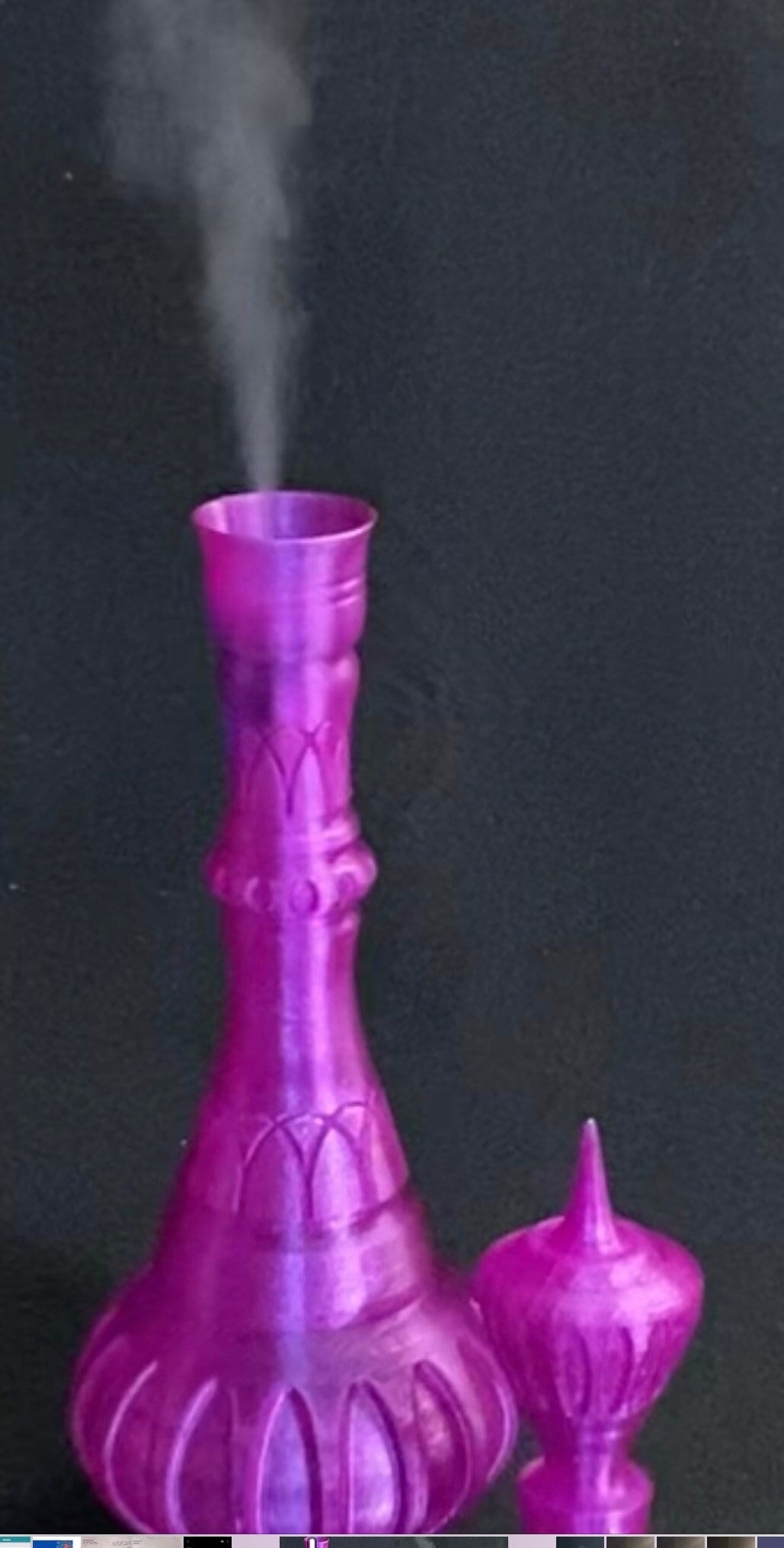 Bouteille Jeannie Ornements en résine violette peints à la main pour la  décoration de la maison (