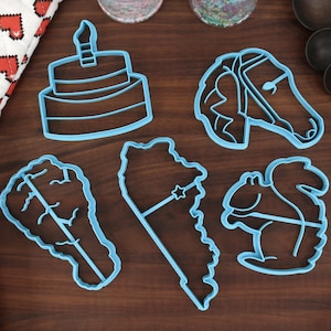 Kentucky Cookie Cutters - Kentucky State Outline, Horse Head, Gray Squirrel, Fried Chicken, Birthday Cake - KY Gift Idea