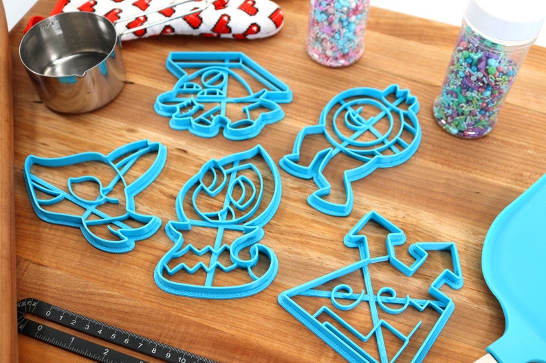Deltarune Cookie Cutters Enemies - Tasque Manager, ViroVirokun, Rudinn, Popup, King Round - Undertale / Baking Gift image 7
