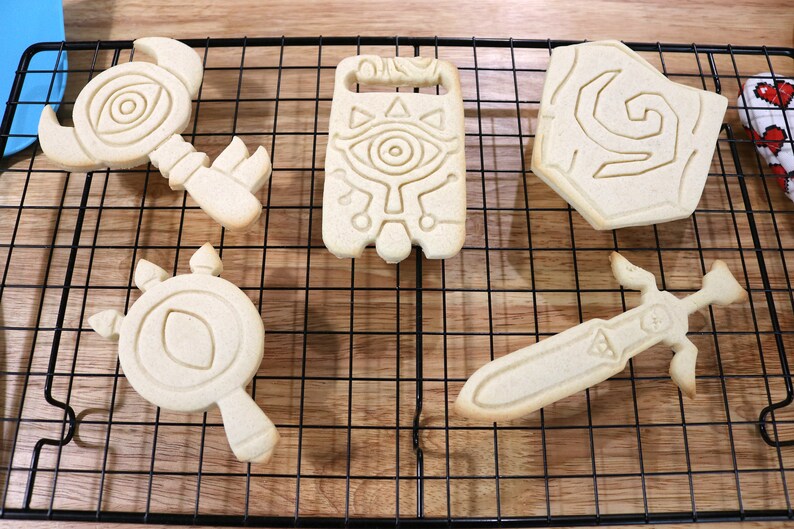 Legend of Zelda Cookie Cutters: Master Sword, Shield, Sheikah Slate image 7