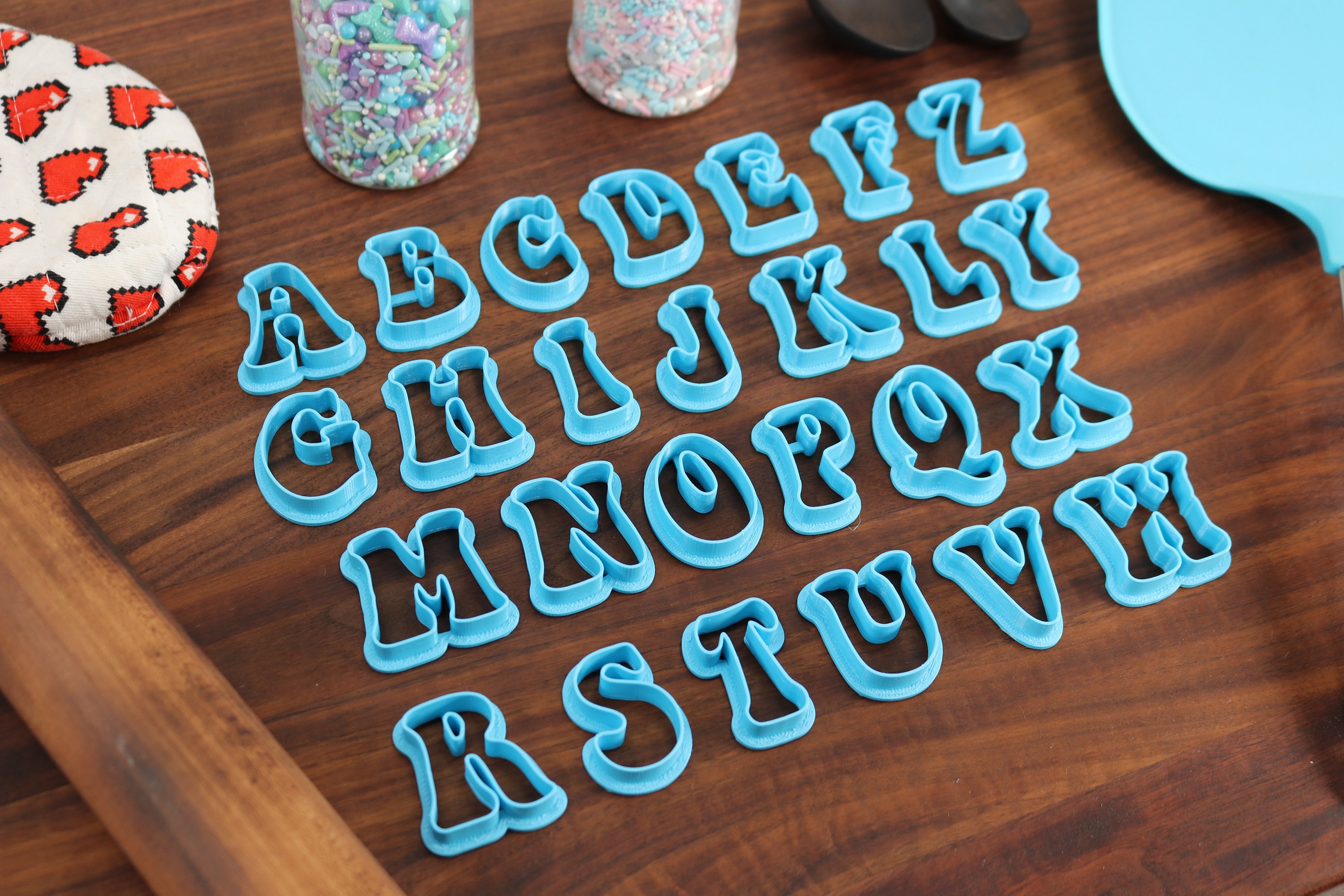 Groovy FONT Cookie Cutters 70s Baking, 80s Baking Fondant Letters, Letters  for Cake Decorating 