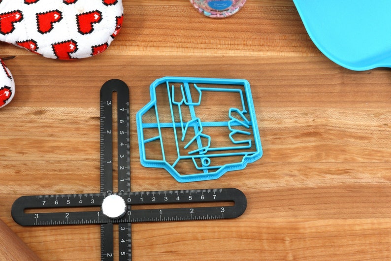 Vaporwave Dreams Cookie Cutters - Big Vaporwave, Crystal Monitor, Mountainside Vapor, Starry Pill, Sunset Cityscape - Vaporwave Gift