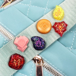 FFXIV Glow Soul Crystal Tie Pin / Job Stone Collectors pin - Dawntrail Pictomancer and Viper - FF14 Final Fantasy 14 JSPN1