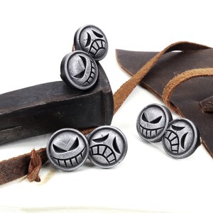 Komedie en tragediemaskerspelden: verouderd metaal, piratencadeau SPN1 afbeelding 6
