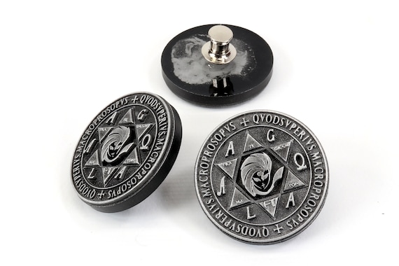 Shin Megami Tensei Pin - SMT Symbol, Persona Gift Shin