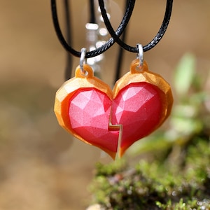 Zelda Companion Heart Container Glow in the Dark Necklace/ Keychain for Legend of Zelda Gamers and Video Game Lovers KY1