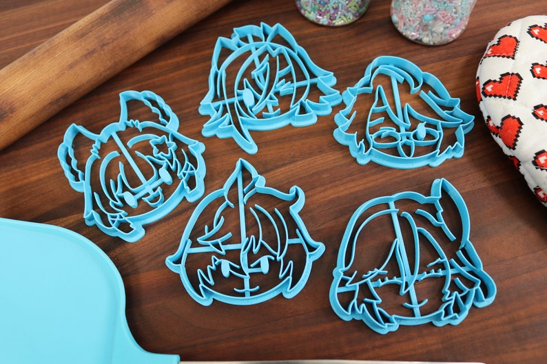 Genshin Impact Cookie Cutters: Chibi Character Set - Baizhu, Dehya, Kaveh, Kirara, Mika image 9