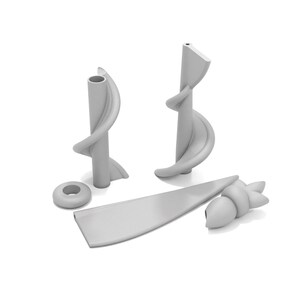 K&ouml;nnte beinhalten: Ein Set aus f&uuml;nf wei&szlig;en Kunststoffteilen, darunter zwei spiralf&ouml;rmige Teile, ein flaches Teil, ein Ring und ein kleines Teil mit abgerundetem Ende.
