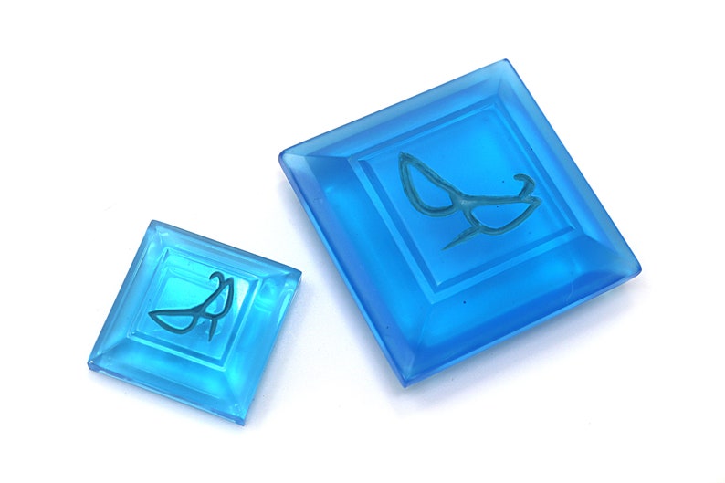 Blue Mage Soul Crystal: FFXIV Job Stone, Hand Painted Resin PJSKY1 image 4