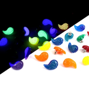 Pin de Zelda Tears of The Kingdom: Artefacto Zonai que brilla en la oscuridad SPN1