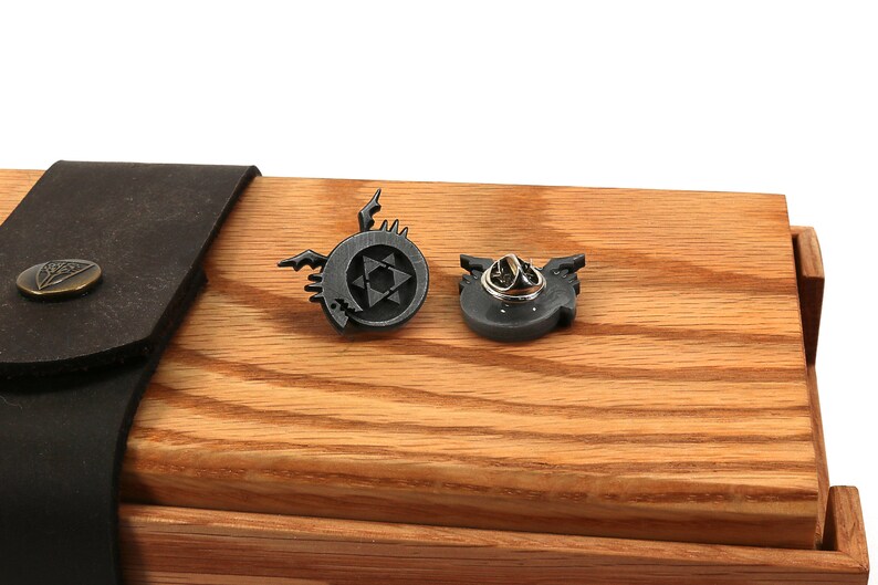 Ouroboros Symbol - Aluminium Metall Harts Pin för Cosplay - Homunculi SPN1 bild 9
