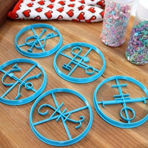 Lovecraft Cookie Cutters: Lesser Servitor Set - Tcho Tchos, Shantak, Deep One image 9