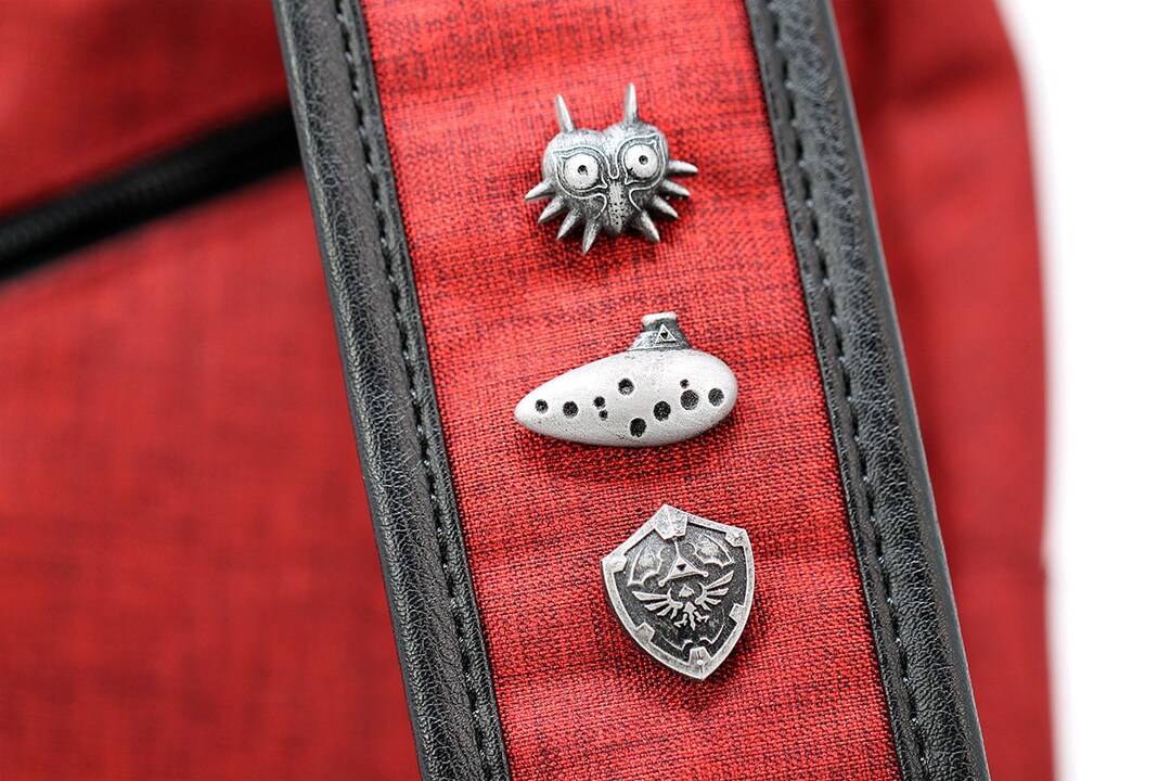 ゼルダ ピンバッジセット: ムジュラの仮面、オカリナ、ハイリアの盾