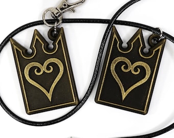 Kingdom Hearts Heart Card Necklace: Aged Metal Keychain, Chain of Memories KY1