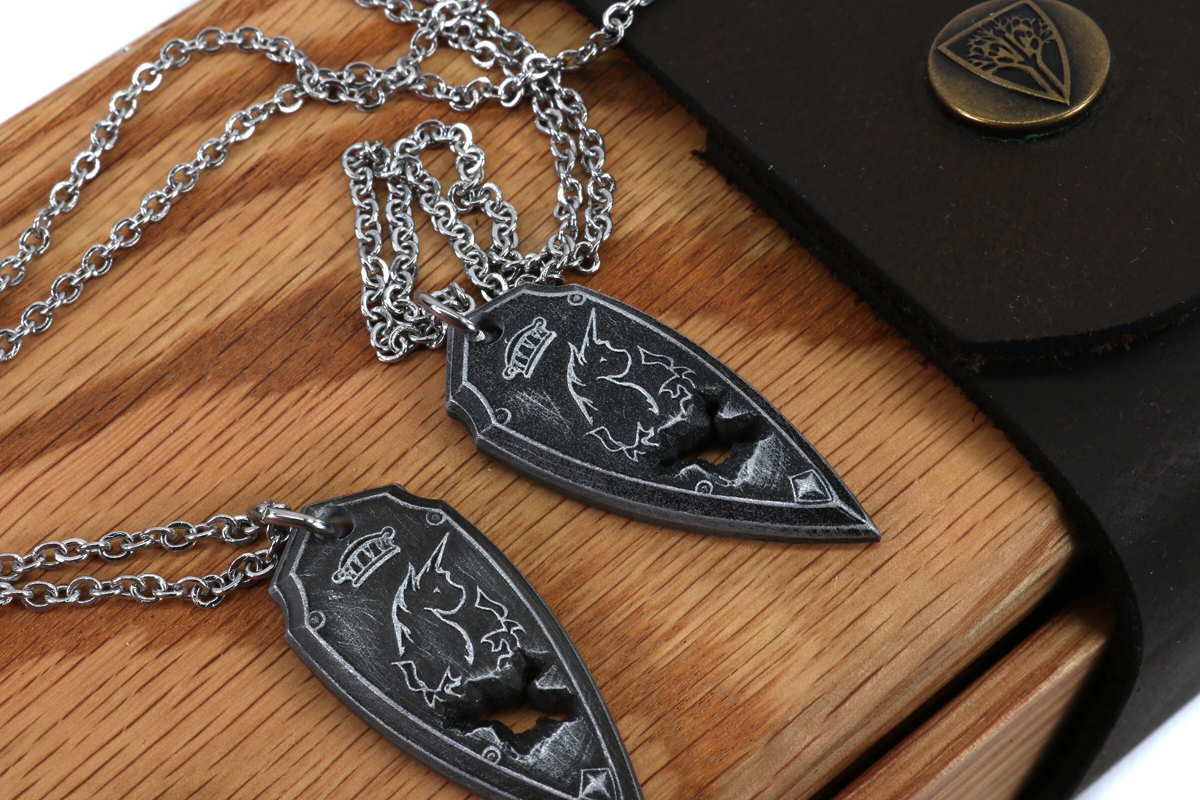 FFXIV Haurchefant Greystone Shield Locket - Shadowbringers Final