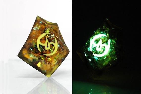 Twinkle Samurai Ffxiv Glow In The Dark Soul Crystal Sam Job Etsy Twinkle Samurai Ffxiv Glow In The Dark Soul Crystal Sam Job Etsy