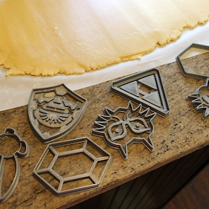 Legend of Zelda Cookie Cutters Navi, Rupee, Majoras Mask, Triforce, Hylian Shield Breath of the Wild / Nintendo Gift image 3