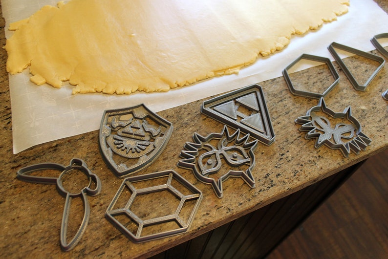 Legend of Zelda Cookie Cutters Navi, Rupee, Majoras Mask, Triforce, Hylian Shield Breath of the Wild / Nintendo Gift image 3