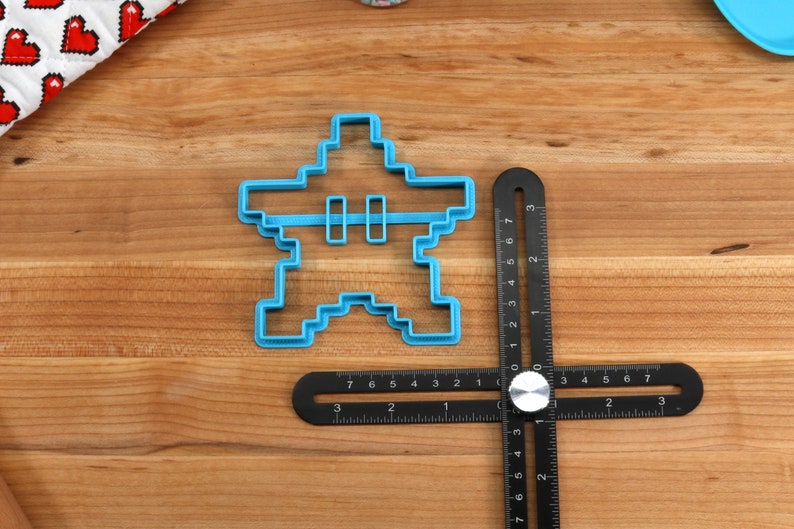 Mario Cookie Cutters: Power Star, Moon & Shine Sprite 8 Bit Power Star