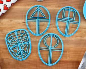 Circle Guard Cookie Cutters: Front Man, Triangle, Square (4in)