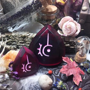 Red Mage FFXIV Hand Painted Soul Crystal/rdm Job Stone Final Fantasy ...