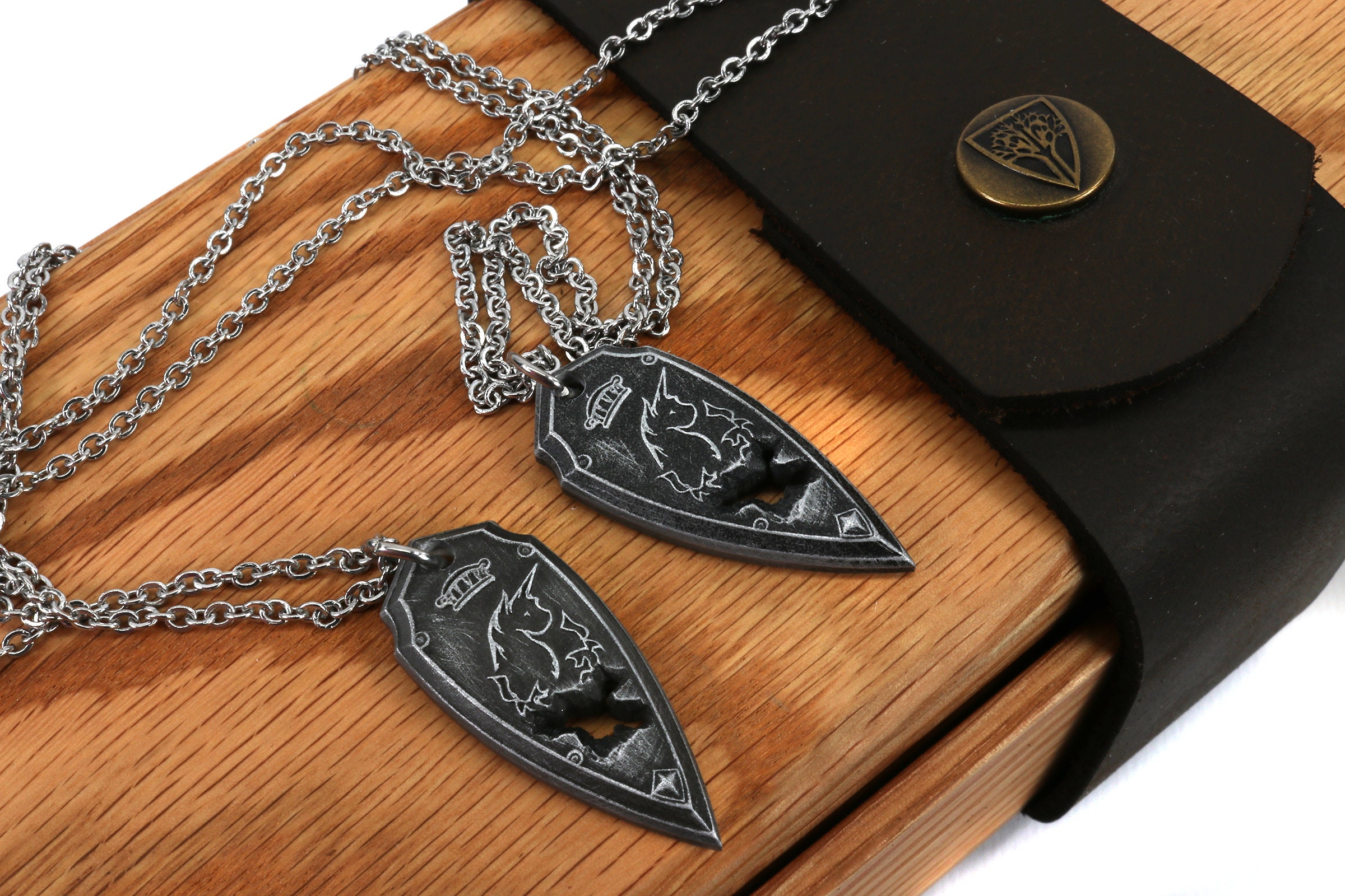 FFXIV Haurchefant Greystone Shield Locket - Shadowbringers Final