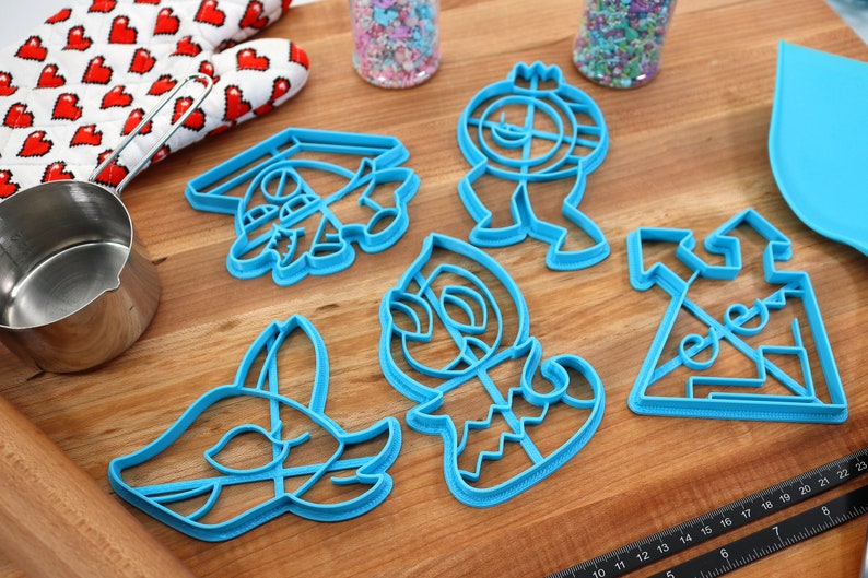 Deltarune Cookie Cutters Enemies - Tasque Manager, ViroVirokun, Rudinn, Popup, King Round - Undertale / Baking Gift image 9