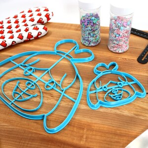 XL 12 Inch Isabelle Cookie Cutter - Animal Crossing New Horizons / Nintendo Gift image 6