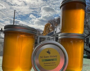 FREE SHIP, Cresskill NJ Raw Honey: Summer Harvest with Local Pollen, 24oz Jar