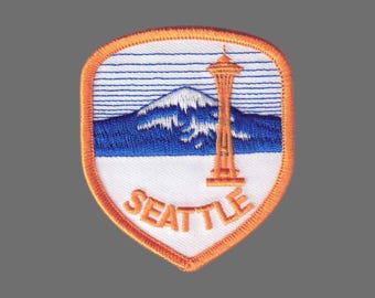 Seattle Patch – Space Needle – Mt Rainier Washington WA Patch Iron On Yellow and Blue Shield Travel Patch Souvenir Embellishment Applique