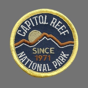 Capitol Reef National Park Patch- Utah Travel Patch Iron On - UT Souvenir Patch - Embellishment Applique - Circle 2.25&quot; Travel Gift