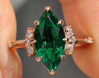 Vintage Engagement Ring with Marquise Cut Emerald Gemstone, Round Moissanite Muse Setting, Knife Edge Wedding Ring for Her, Anniversary Gift