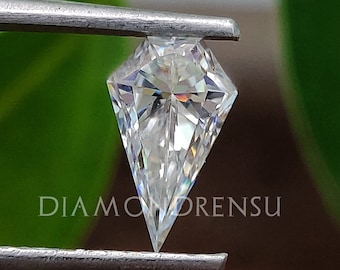 Unique and Rare 0.93 CT Spear Cut Colorless Loose Moissanite, Handcrafted Moissanite for Jewelry like Ring, Pendant and Earrings for Women