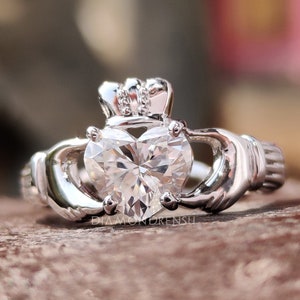 Claddagh Ring, 0.98 CT Heart Shape Colorless Moissanite Claddagh Ring, Engagement Ring, Wedding Ring, Ring for Women, Anniversary Gift Ring
