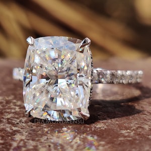 Cushion cut no online halo