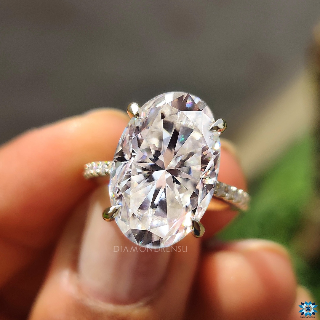 Inconspicuous Rings Invisible Halo Engagement Ring With Pave Setting, 7.70 CT Oval Hybrid ...