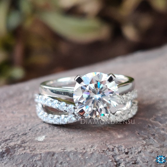 Etsy moissanite deals wedding set