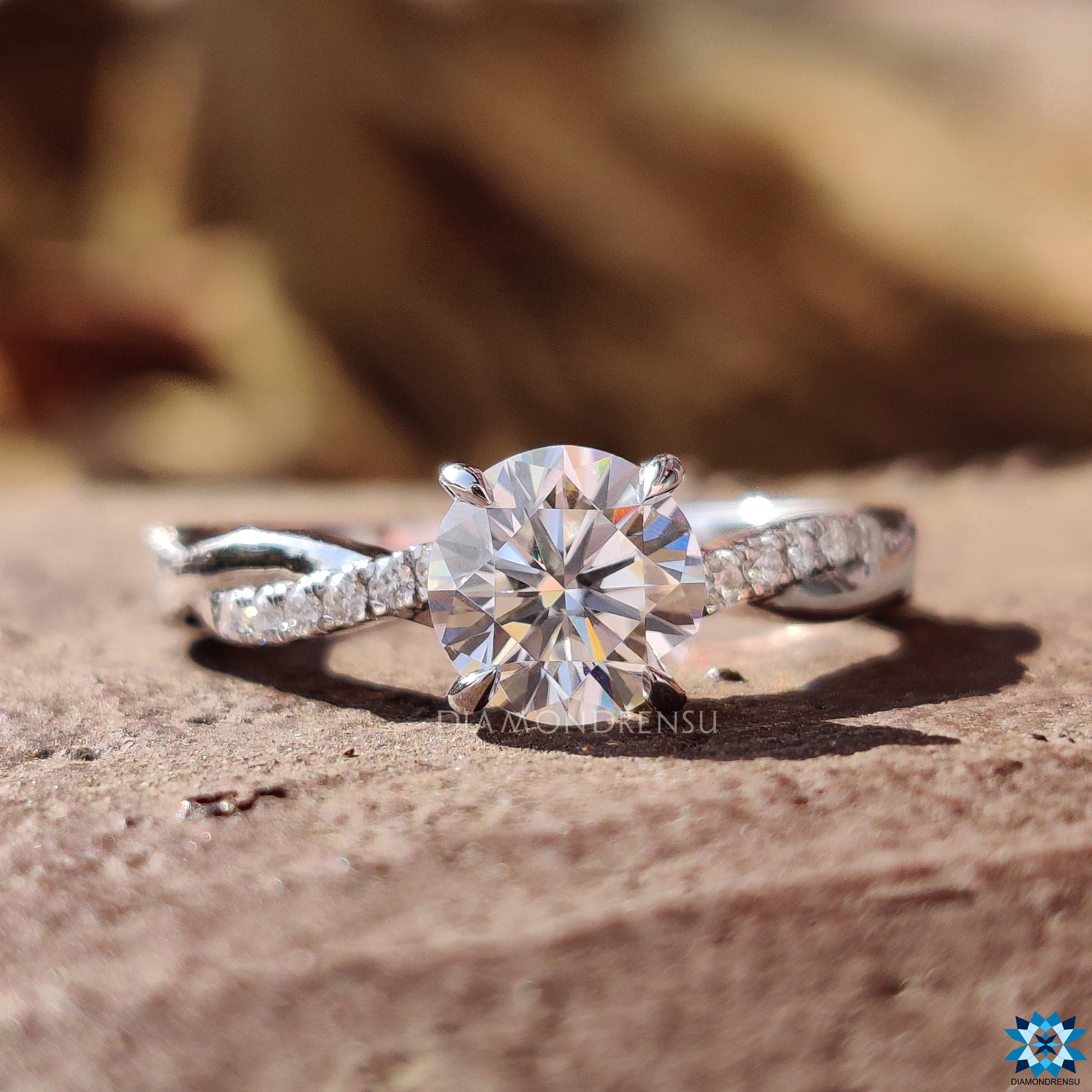 Hearts and Arrows Cut Round Colorless Moissanite Ring Moissanite