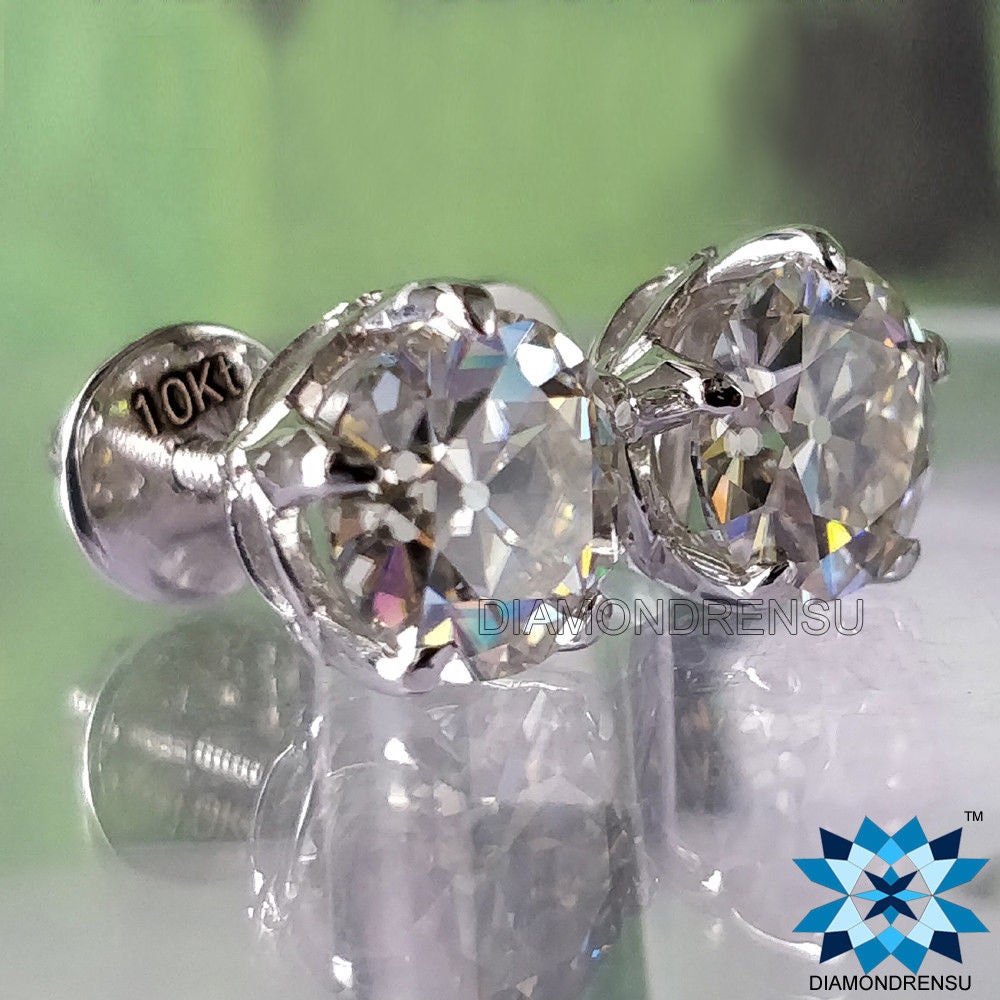 1.75 Ct,Next to White Color,VVS1 Clarity RINGJEWEL Silver Plated Round Real Moissanite Stud Earrings 1.75 Ct,Next to White Color,VVS1 Clarity RINGJEWEL Silver Plated Round Real Moissanite Stud Earrings