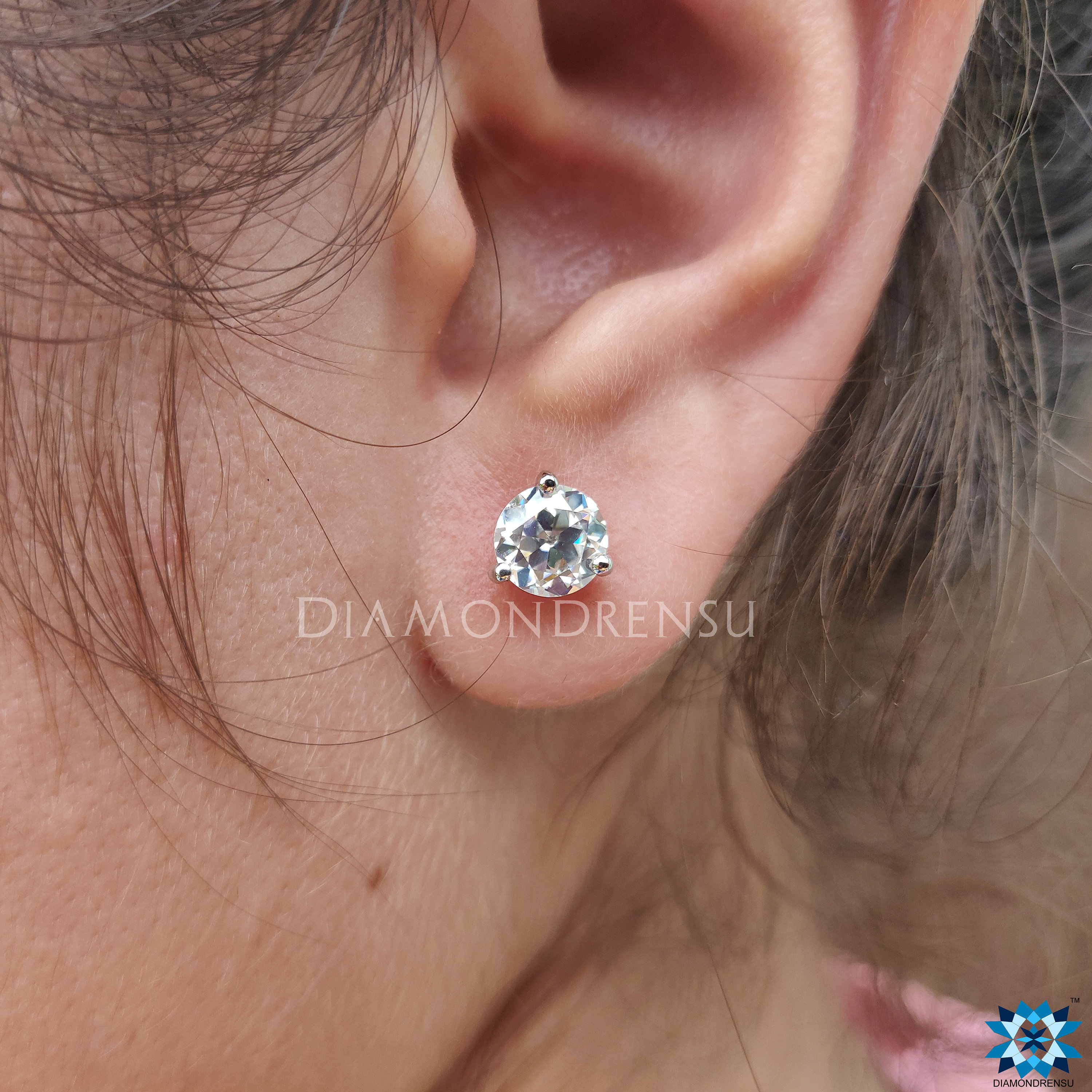 Orecchini A Perno In Moissanite 2 Ct – Placcato Oro Bianco 14k, Argento 925 – Fatti A Mano USA