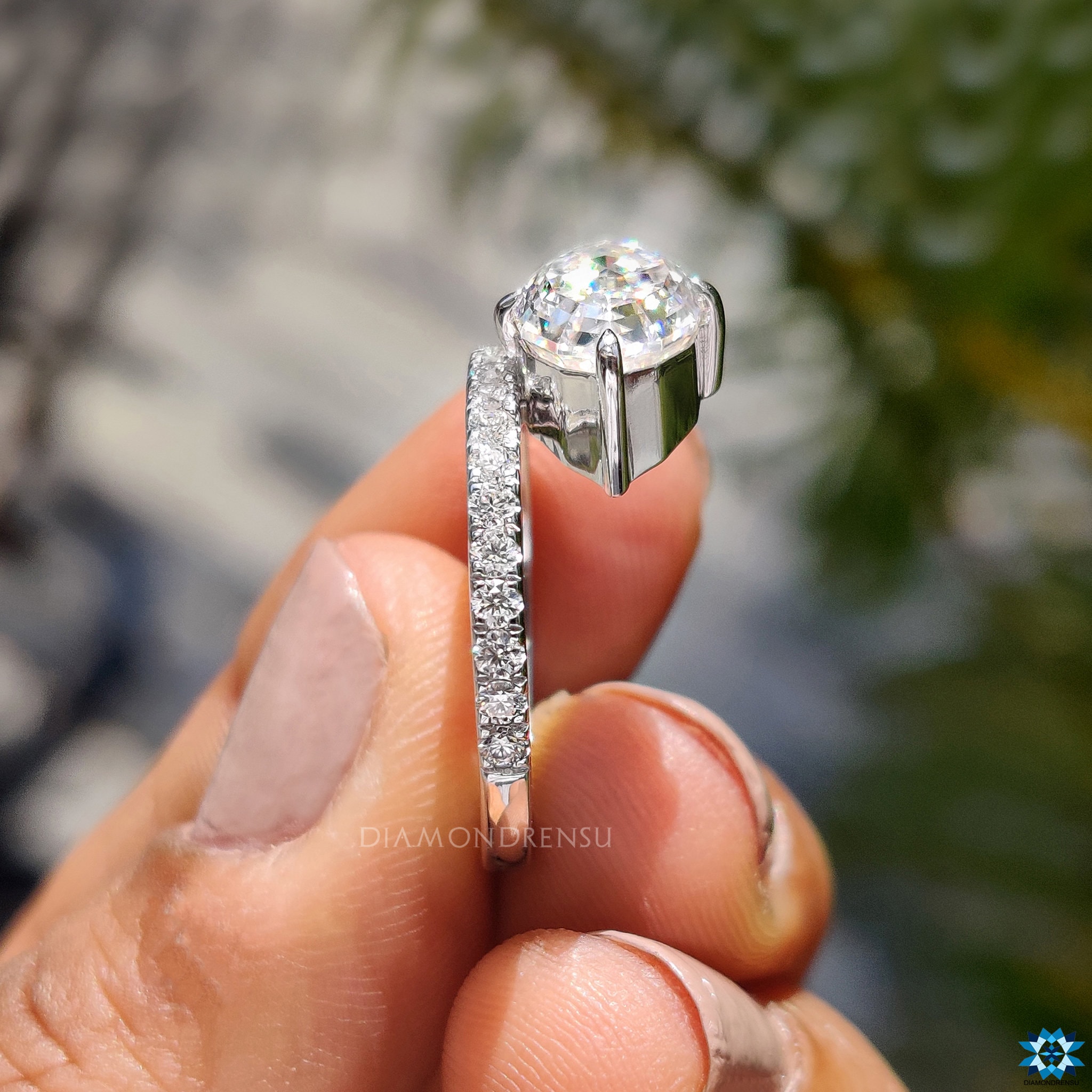 Step Cut Riing Antique Oval Step Cut Moissanite Ring, 2.65 TCW Colorless Moissanite ...