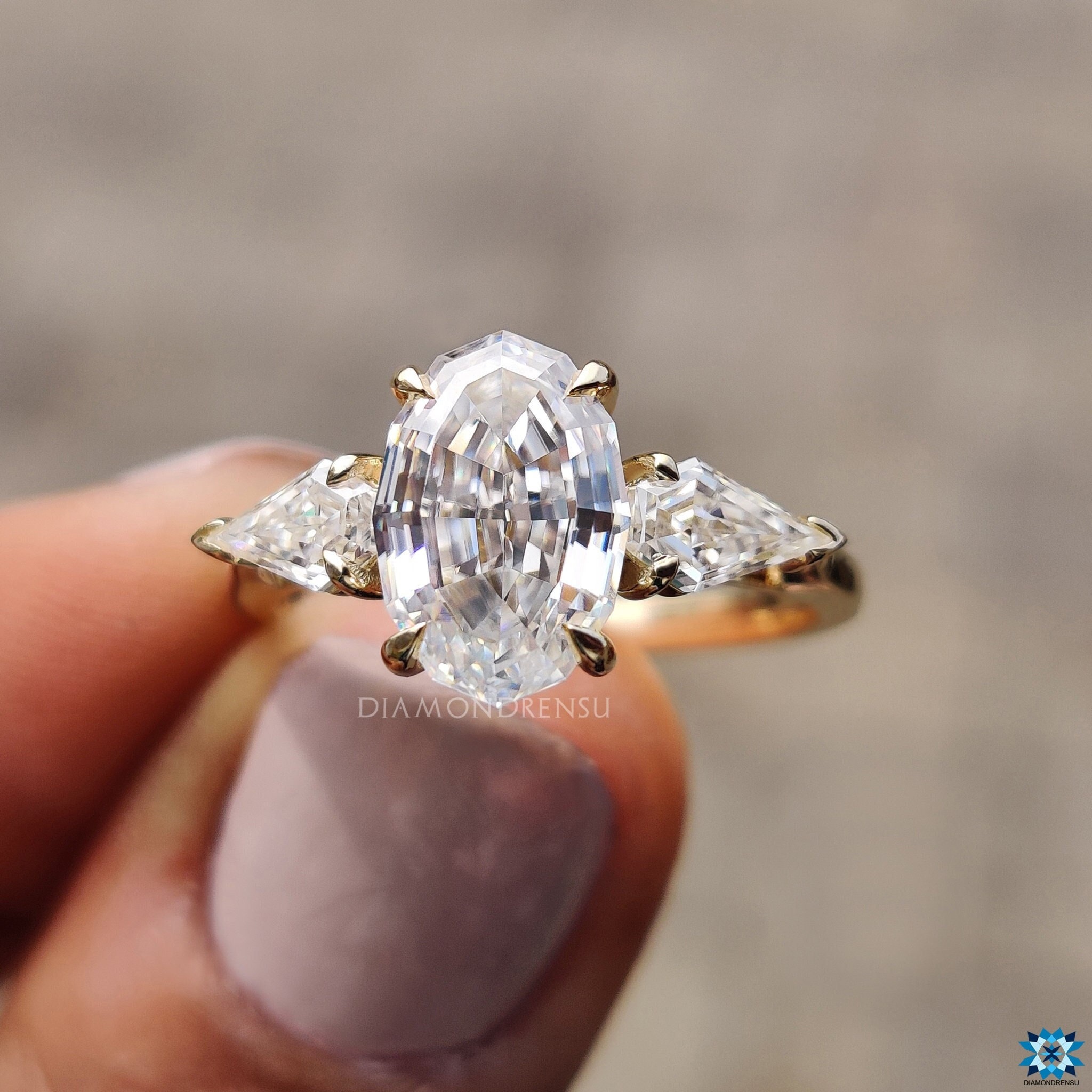 Oval Step Cut Moissanite Engagement Ring, 2.58 CT Three Stone Engagement Ring, Spear Cut Moissanite, Anniversary Gift, Wedding Ring for Her