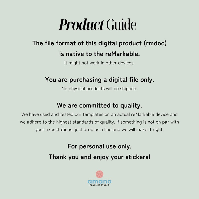 Pu&ograve; includere: Una guida al prodotto digitale verde chiaro con il titolo "Product Guide" in un carattere elegante e in grassetto. La guida fornisce informazioni sul formato del file digitale, i dettagli dell'acquisto e la garanzia di qualit&agrave;. Il logo amano PLANNER STUDIO &egrave; in basso.