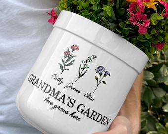 Mothers Day Gifts for Grandma, Personalized Gifts for Mom, Grandmas Garden Flower Pot, Mama's Garden Birth Flower, Grandma Home Decor Gift