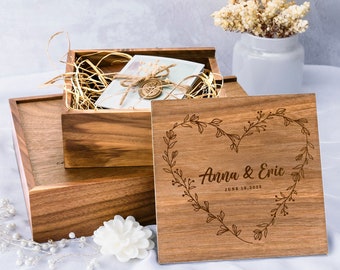 Wedding Keepsake Box, Personalized Wooden Memory Box, Custom Wedding Memory Box, Anniversary Gift, Engagement Gift for the Couples