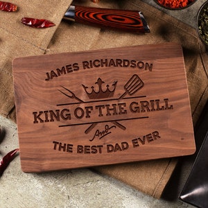 Birthday Gifts for Father, Dad Gifts, Personalized Gifts for Dad, Bamboo Cutting Board for Grill Master, King of The Grill, Dad Board