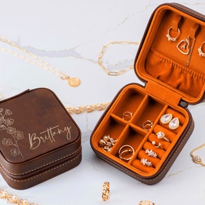 Travel Jewelry Box, Personalized Gifts for Her, Wedding Bridesmaid Gifts, Engraved Jewelry Case, Birthday Gift for Women, Travel Accessories image 9