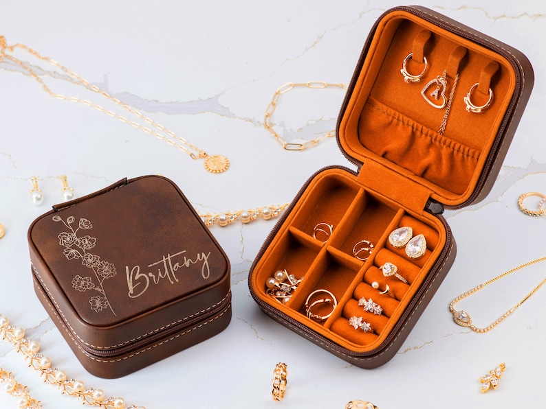 Travel Jewelry Box, Mothers Day Gift, Personalized Gifts for Her, Wedding Bridesmaid Gifts, Engraved Jewelry Case, Birthday Gift for Women 画像 9