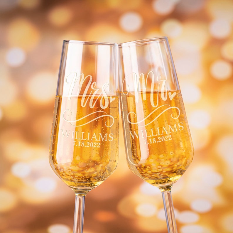 Wedding Champagne Flutes Set of 2, Champagne Glasses for Wedding, Mr and Mrs Toasting Glasses, Wedding Decor, Bride and Groom image 8