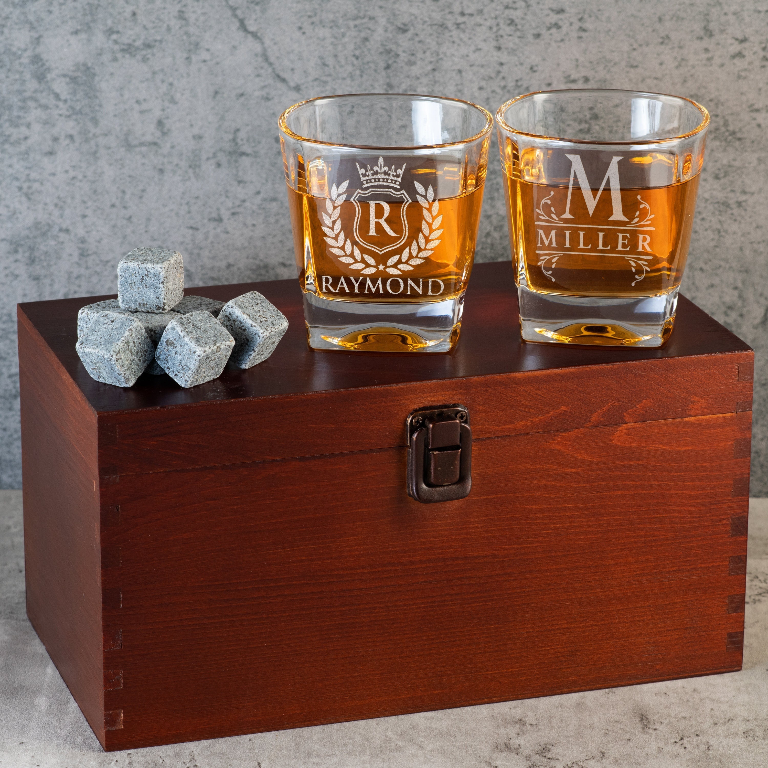 Retro Design Personalized Whiskey Glass Set Custom Wooden Box